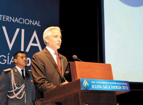 Foro-Vicepresidente-Ley-Incentivos-petrolero_LRZIMA20151008_0023_11